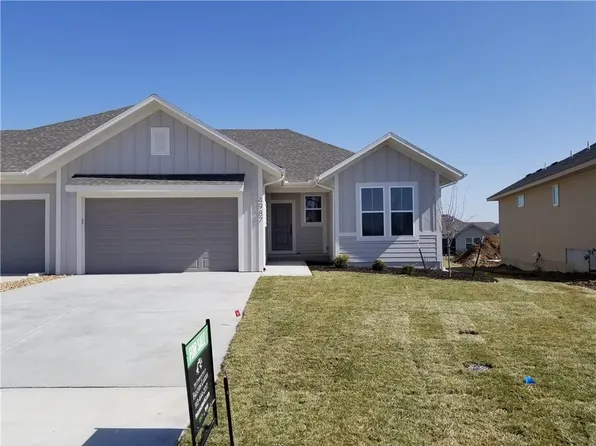 4987 146th St, Basehor, KS 66007