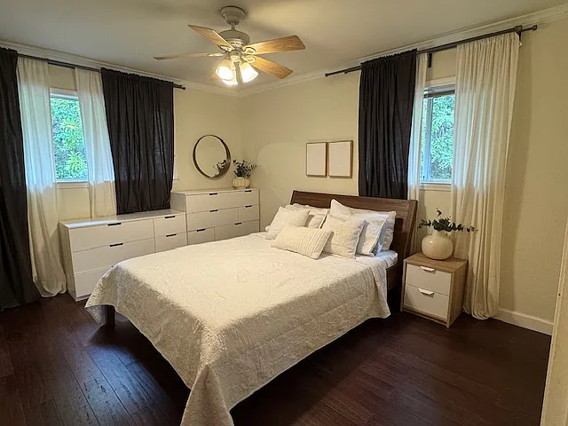 2 bed, 896 sqft, $5,000 — Photo 2
