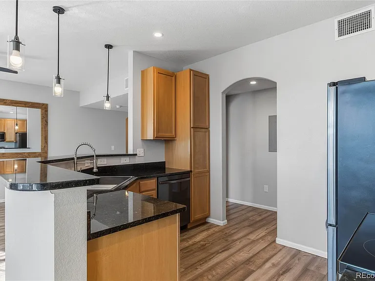 17525 Wilde Ave #208 — Photo 11