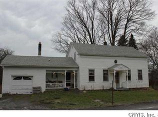 1651 Whiting Rd, Memphis, NY 13112