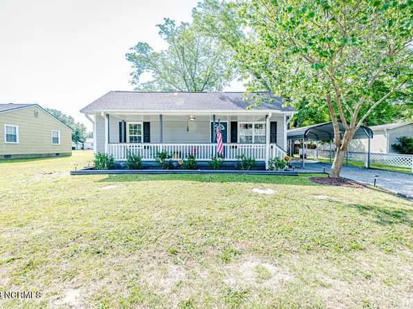 191 S Green Street, Parkton, NC 28371