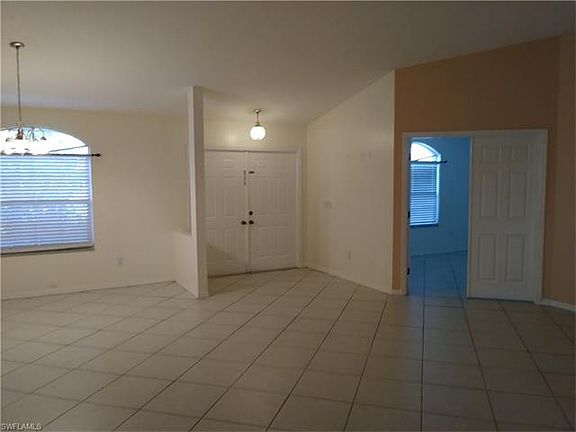 3rd image of 3323 SW 26th Ave