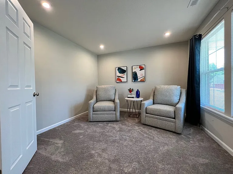 7876 Ellington Ct — Photo 11