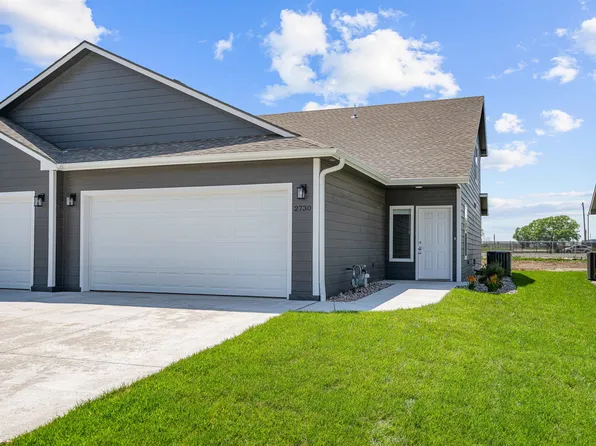 2730 Tim Rogers Ln, Salina, KS 67401