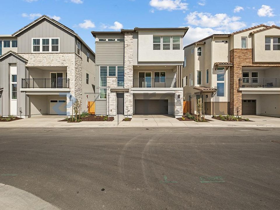1st image of 169 Splittail Way
