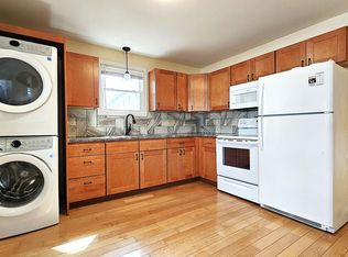 102 Park St #1, Burlington, VT 05401