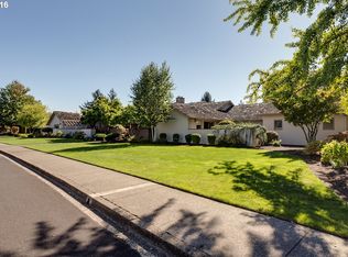 2125 NW Saint Andrews Dr, McMinnville, OR 97128