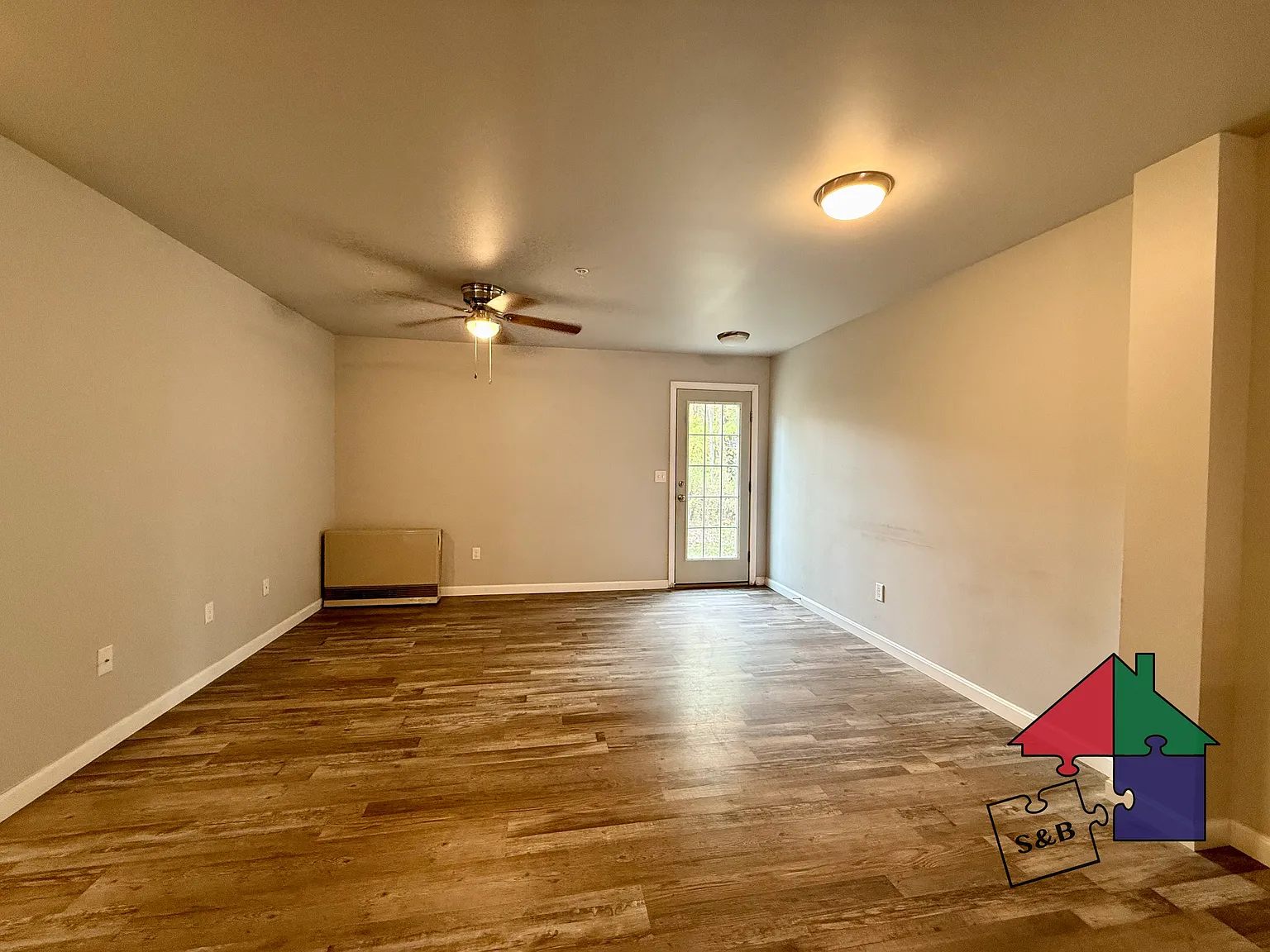 2 bed, 1150 sqft, $2,200 — Photo 2