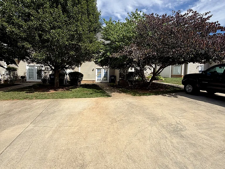 508 Capstone Dr #1 — Photo 27