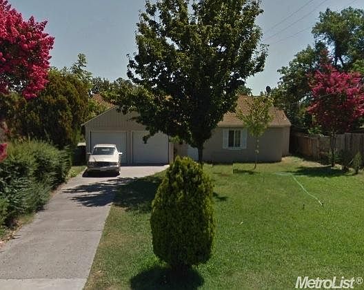 2nd image of 2582 Norwood Ave