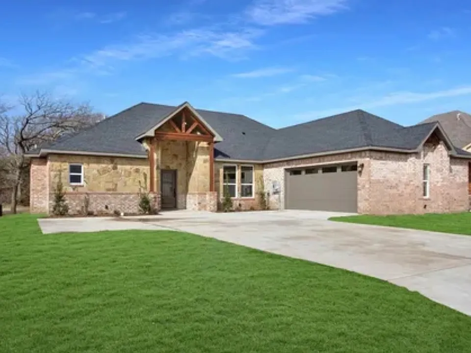 229 Bent Oak Dr
