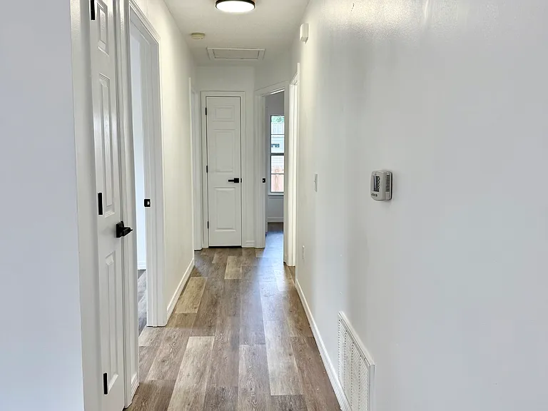 3042 Tiffany Ln — Photo 16