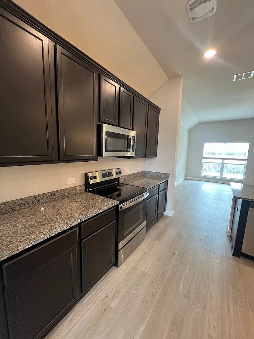 3809 Centerfire Rd. — Photo 3