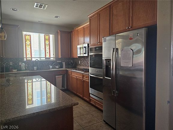 5th image of 2804 Graceful Grove Ave