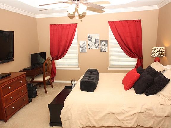 3rd image of 521 Dassero Ct