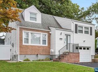 129 Iozia Ter, Elmwood Park, NJ 07407
