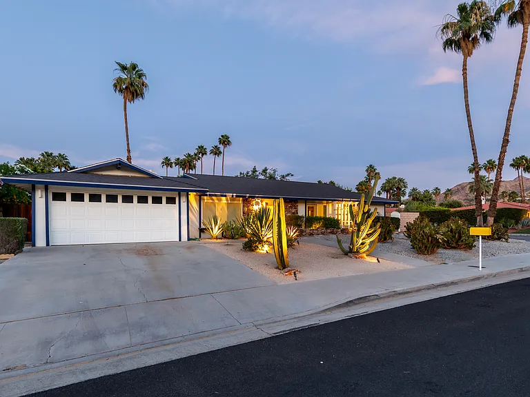 1390 S San Joaquin Dr — Photo 55