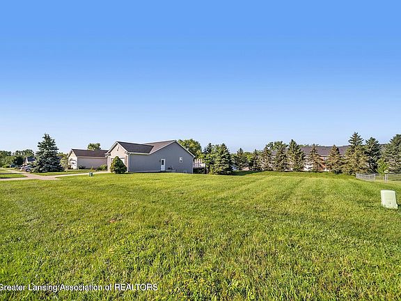 5th image of 934 Franklin Farm Dr
