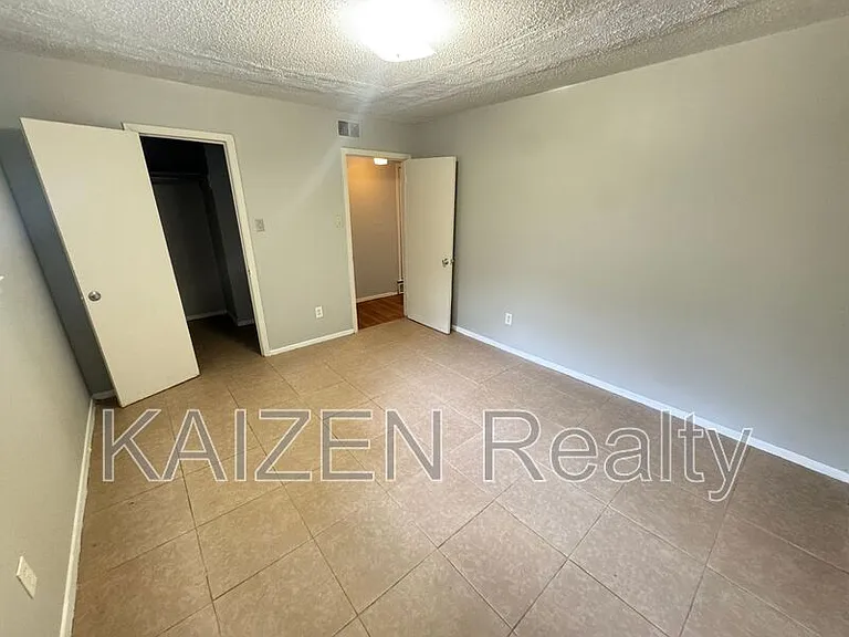 151 N Belvedere Blvd #1-10 — Photo 13