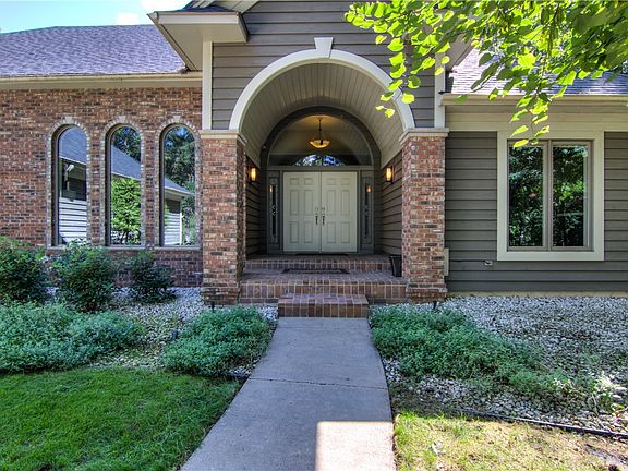 2nd image of 3701 Timber Creek Court