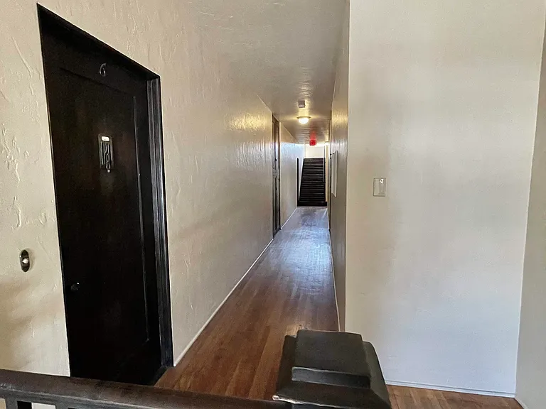 505 E Broadway #2 — Photo 23
