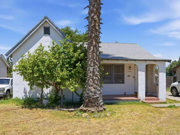 405 N G St, Madera, CA 93637