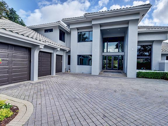 Home For Sale In Broken Sound Country Club