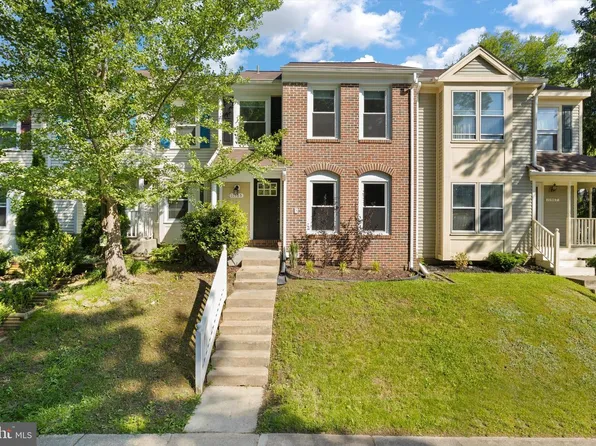 11565 Hill Meade Ln, Woodbridge, VA 22192