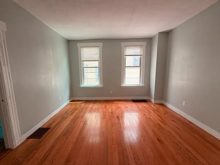 185 Winthrop Ave #1 — Photo 3