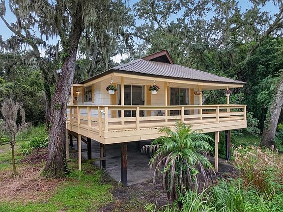 3rd image of 4417 RIVER DRIVE