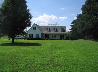 3717 Meade Lake Rd, Millington, TN 38053