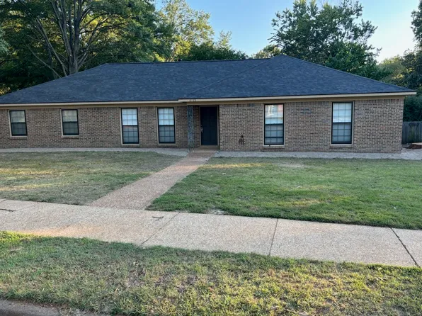 6123 Blue Springs Ave, Bartlett, TN 38134