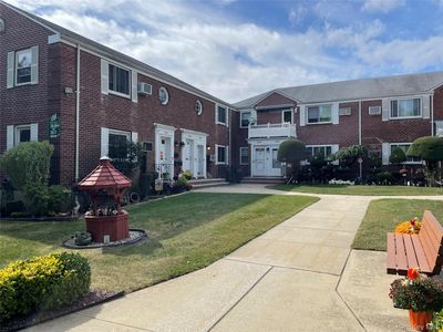 264-11 73rd Avenue #128A4, Glen Oaks, NY, 11004