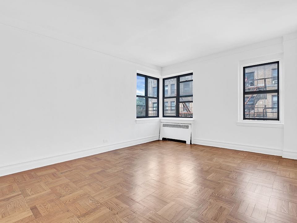 2nd image of 3000 Valentine Ave APT 5A