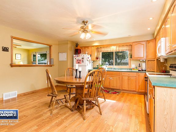 Eat In Kitchen Includes Appliances