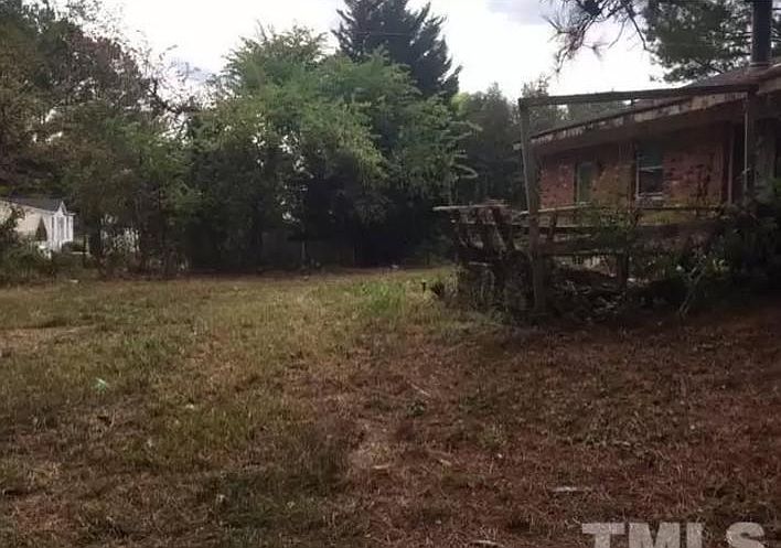 2nd image of 1400 Rocky Ford Rd