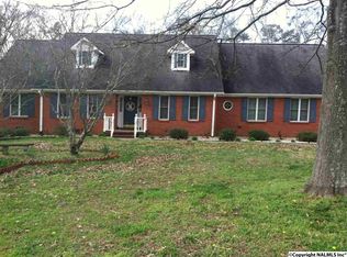 111 Busby Branch Rd, Albertville, AL 35950