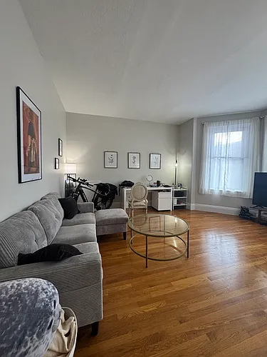 907 Boylston St #22 Photo 1
