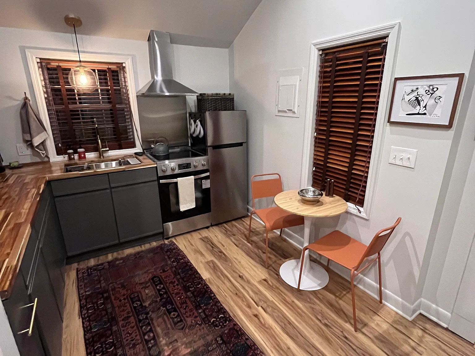 1 bed, 450 sqft, $1,600 — Photo 3