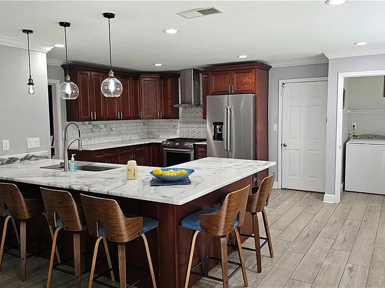 1005 Chads Rdg — Photo 5
