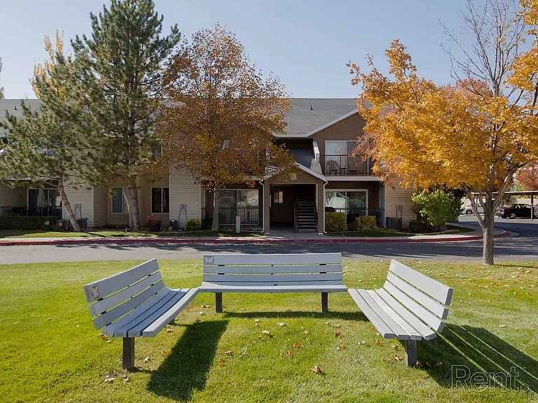 Victoria Woods (55+ Community) — Photo 7