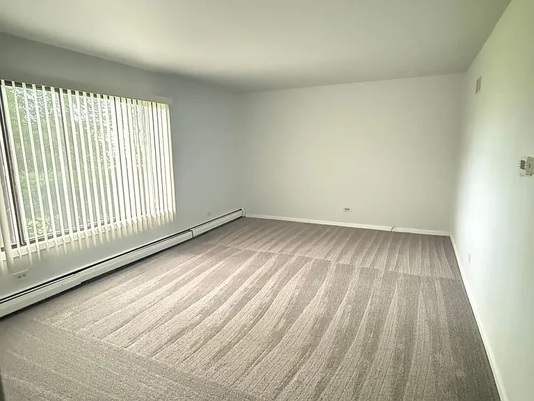 14723 Kilpatrick Ave — Photo 15