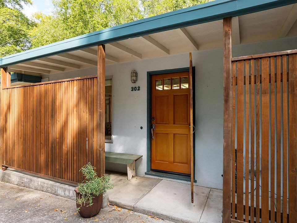 1st image of 302 Forrest Avenue