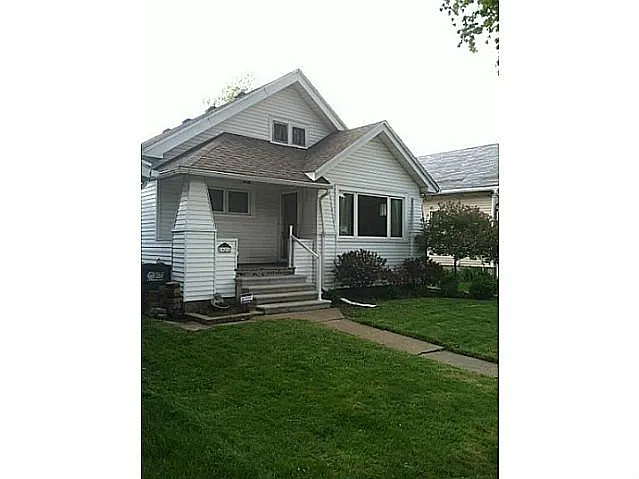 920 Wright Ave photo 1