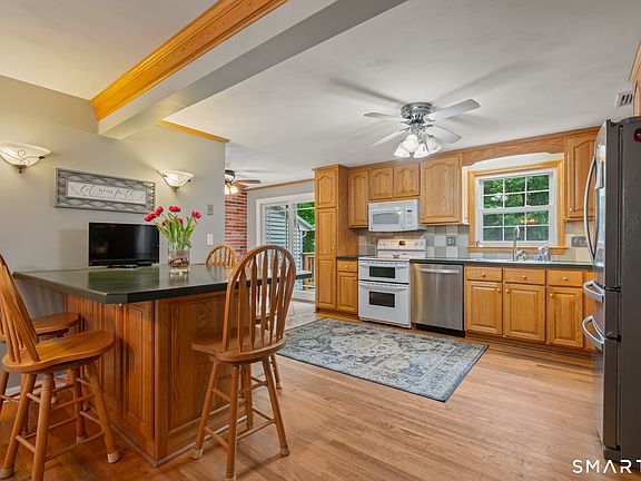 5th image of 519 Brewster Road
