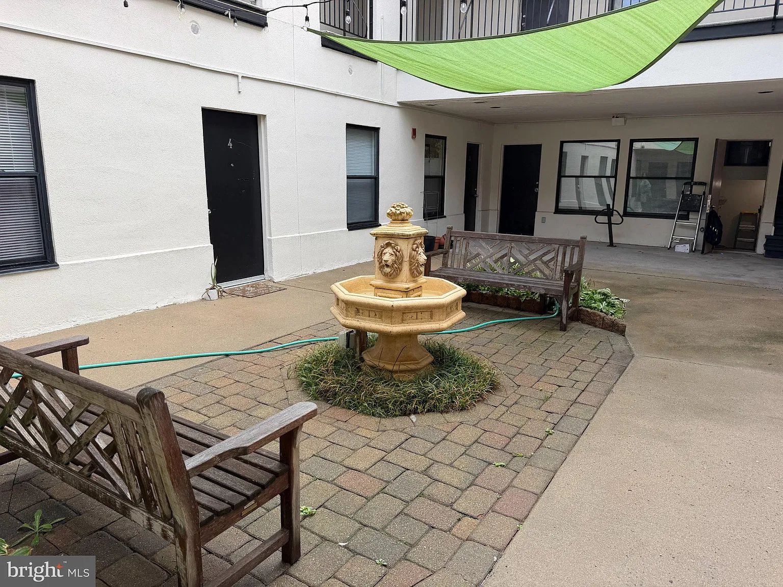 2 bed, 1.0 bath, 15000 sqft, $1,350 — Photo 3