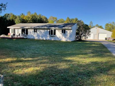 1222 S Pioneer Rd, Beulah, MI, 49617