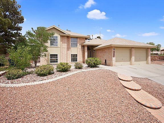 3rd image of 12096 Pueblo Laguna Dr