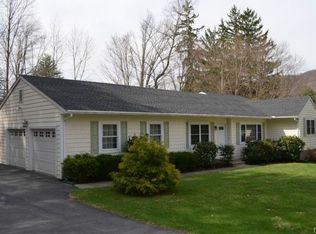 3 Pinewood Shrs, Sherman, CT 06784