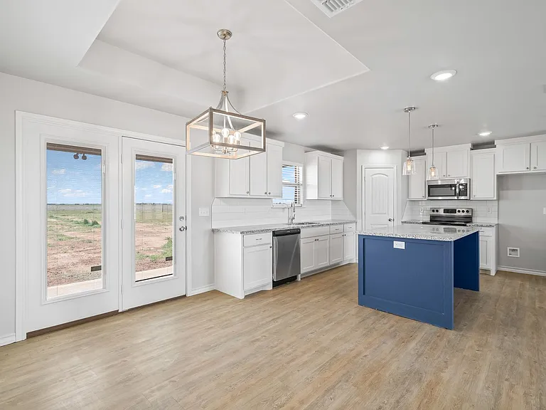 8907 N County Road 3200 — Photo 10